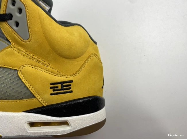Tokyo T23 5 454783-701 Air Jordan Retro 0615